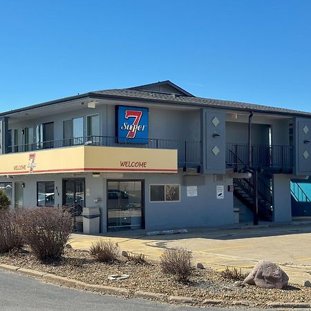 Super 7 Motel Coralville Kültér fotó