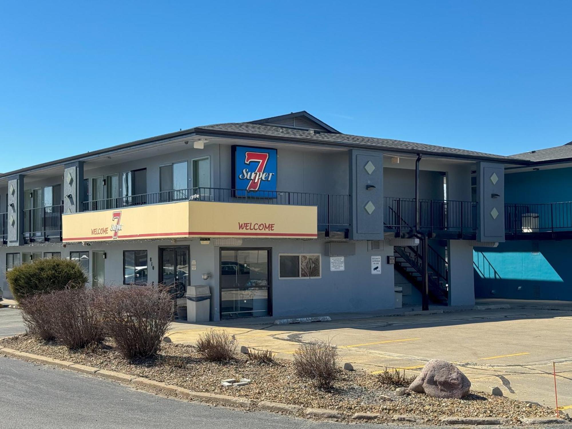 Super 7 Motel Coralville Kültér fotó